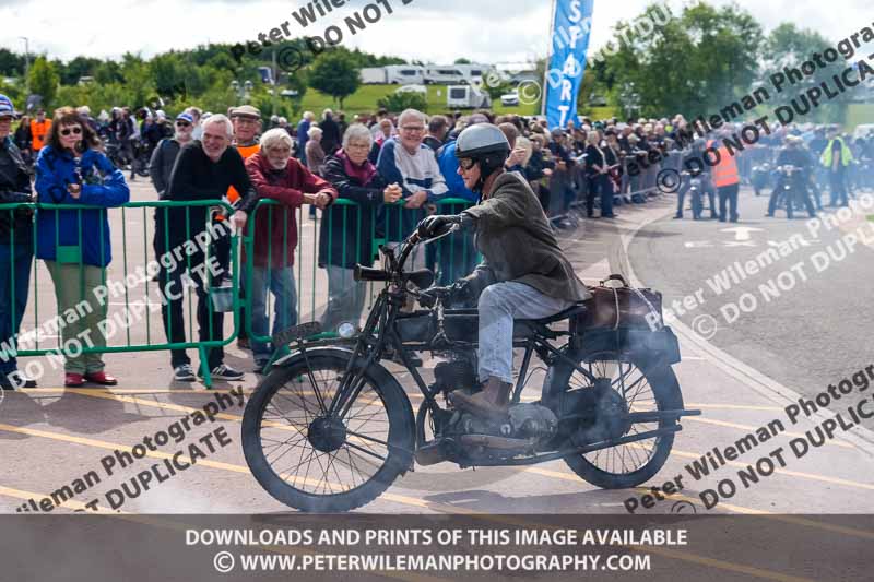 Vintage motorcycle club;eventdigitalimages;no limits trackdays;peter wileman photography;vintage motocycles;vmcc banbury run photographs